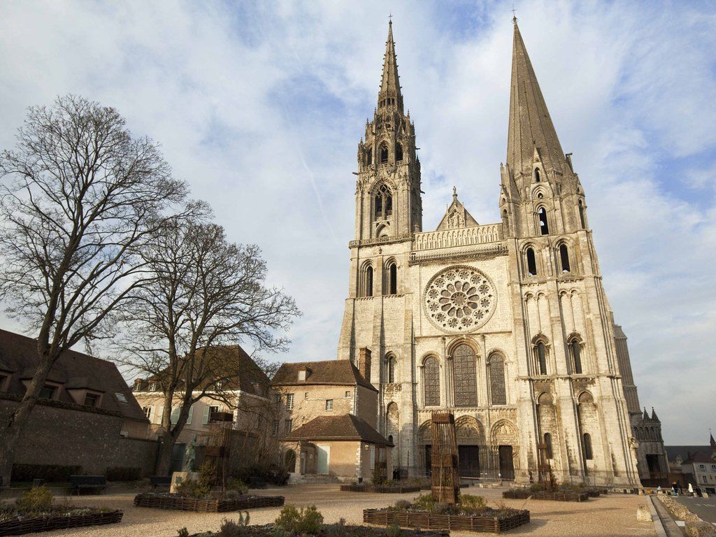 Mercure Chartres Cathedrale Eksteriør bilde